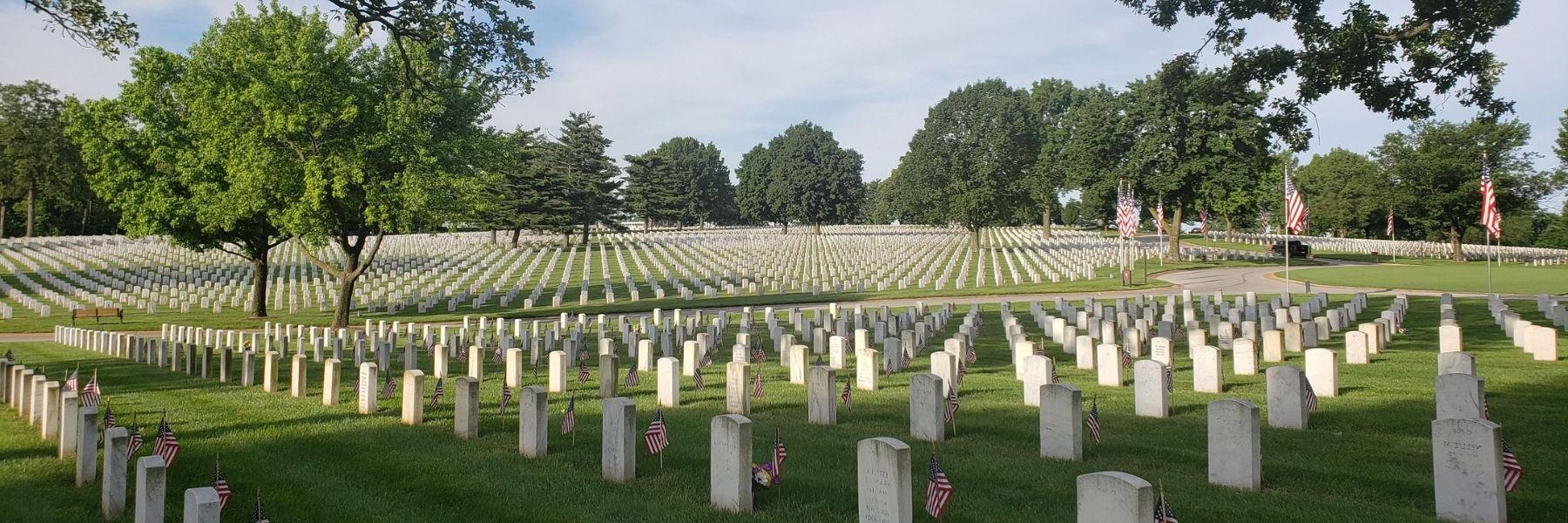 杰斐逊兵营国家公墓保存着欧洲杯下注app斯在《美国梦》中扮演的迷人角色.S. 军事历史.